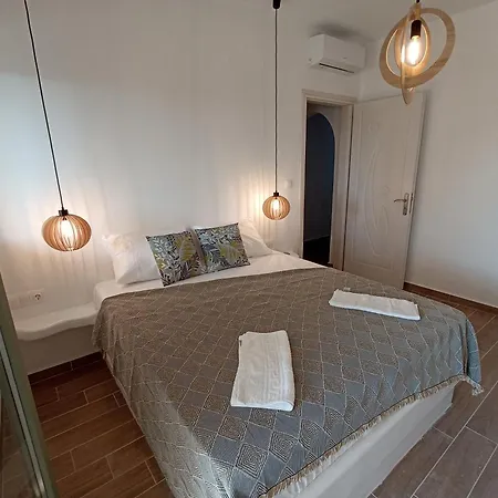 דירה Eleonas 2 *